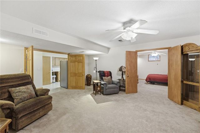904 Joseph Drive, Lawrence, KS 66049