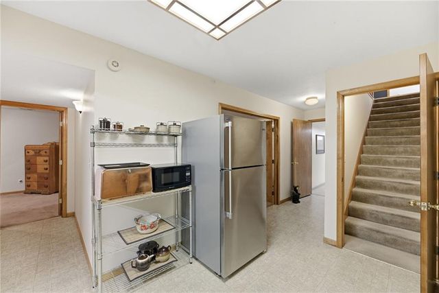 904 Joseph Drive, Lawrence, KS 66049