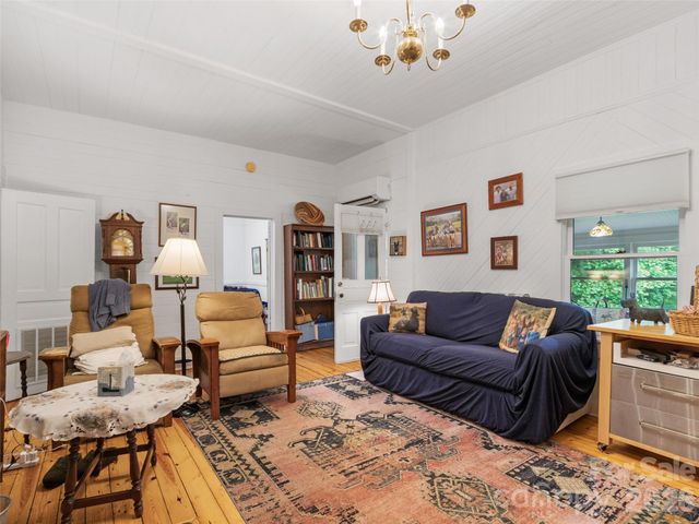 11820 State Highway 197 None S, Burnsville, NC 28714