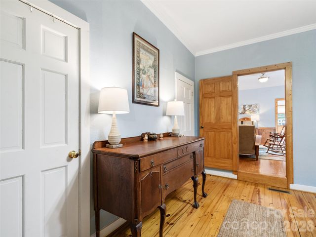 11820 State Highway 197 None S, Burnsville, NC 28714