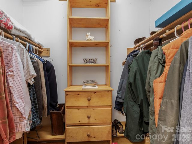 11820 State Highway 197 None S, Burnsville, NC 28714