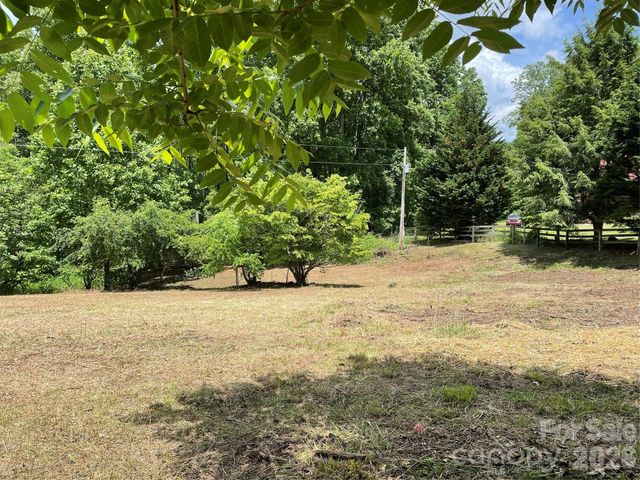 11820 State Highway 197 None S, Burnsville, NC 28714