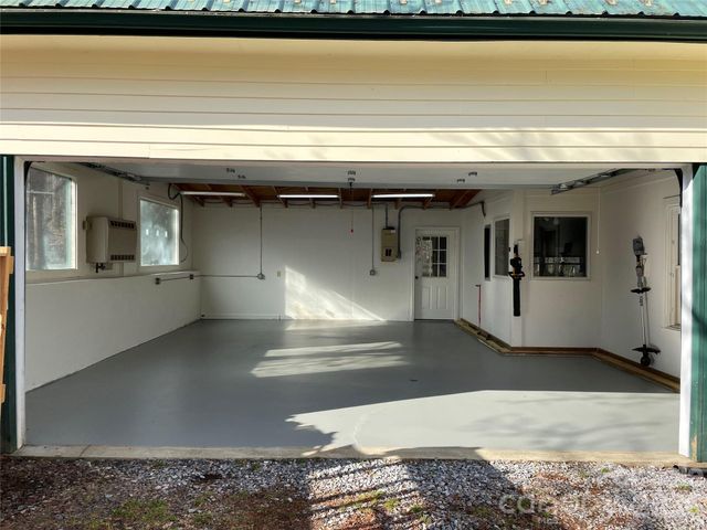 11820 State Highway 197 None S, Burnsville, NC 28714