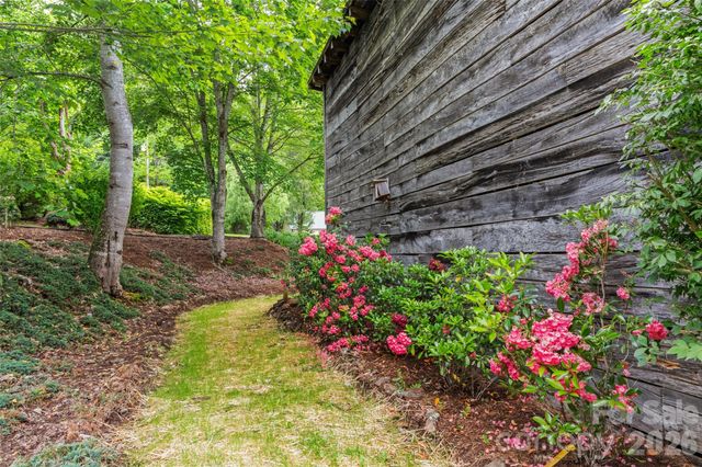 11820 State Highway 197 None S, Burnsville, NC 28714