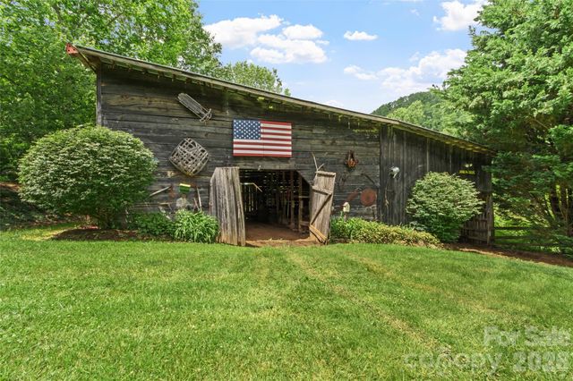 11820 State Highway 197 None S, Burnsville, NC 28714
