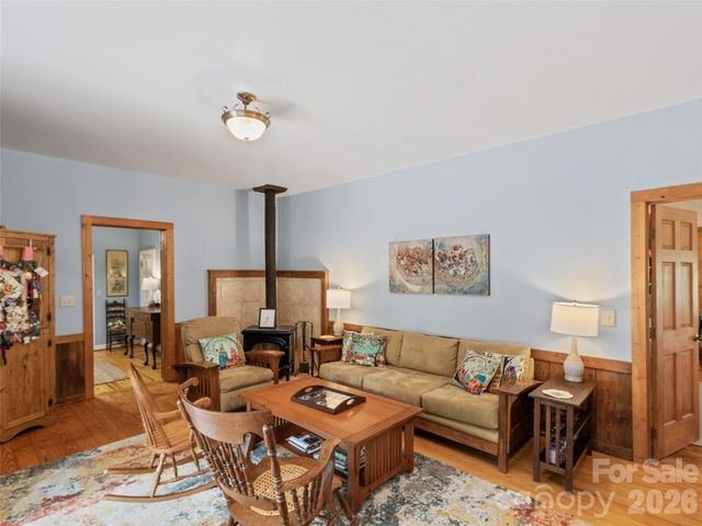 11820 State Highway 197 None S, Burnsville, NC 28714