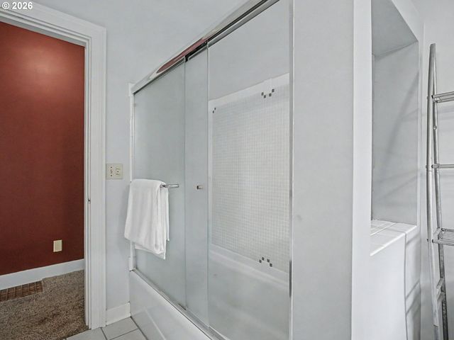 5241 Se 45TH Ave, Portland, OR 97206