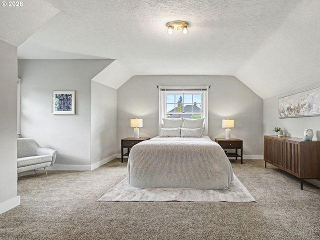5241 Se 45TH Ave, Portland, OR 97206