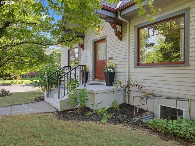 5241 Se 45TH Ave, Portland, OR 97206