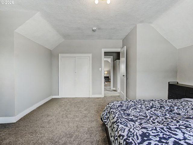 5241 Se 45TH Ave, Portland, OR 97206