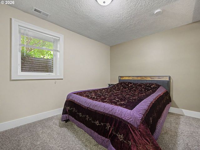 5241 Se 45TH Ave, Portland, OR 97206