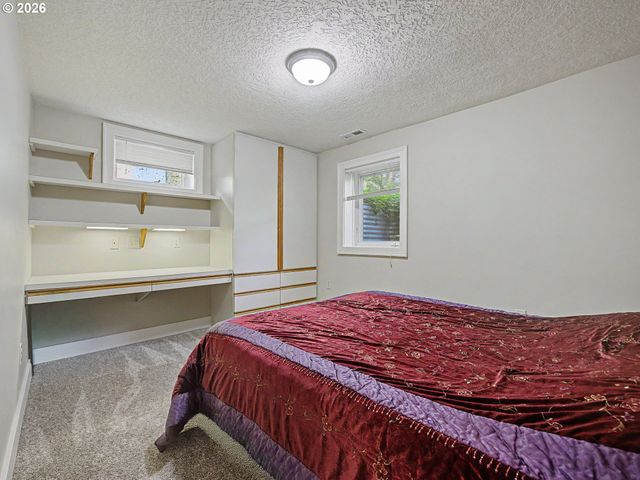5241 Se 45TH Ave, Portland, OR 97206