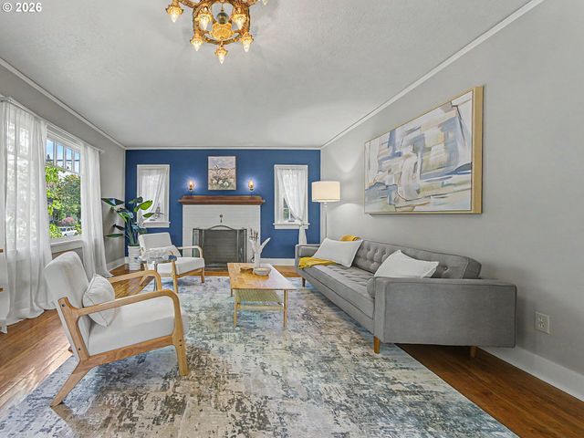 5241 Se 45TH Ave, Portland, OR 97206