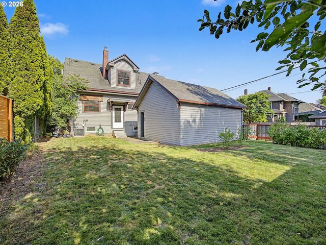 5241 Se 45TH Ave, Portland, OR 97206