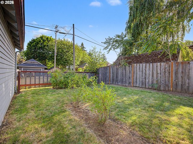 5241 Se 45TH Ave, Portland, OR 97206