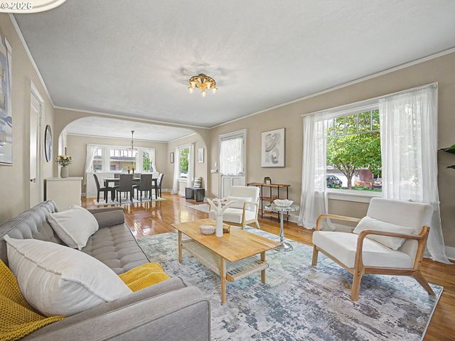 5241 Se 45TH Ave, Portland, OR 97206