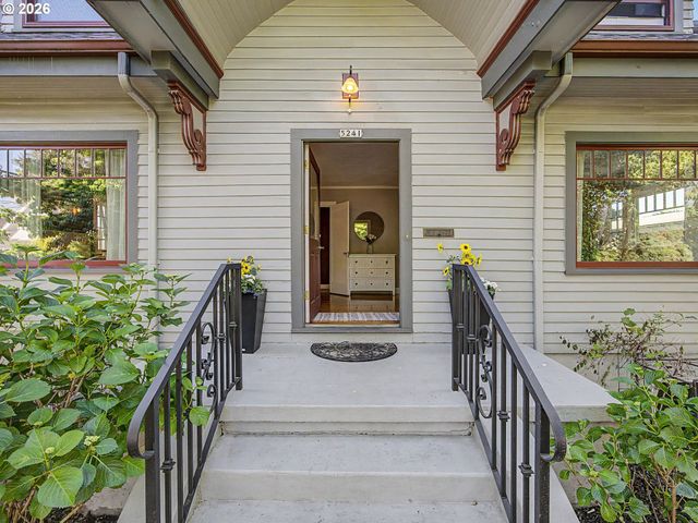 5241 Se 45TH Ave, Portland, OR 97206