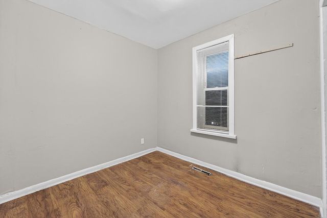 1227-1229 W Juneau AVENUE, Milwaukee, WI 53233