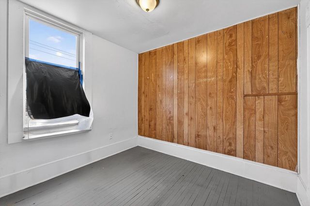 1227-1229 W Juneau AVENUE, Milwaukee, WI 53233