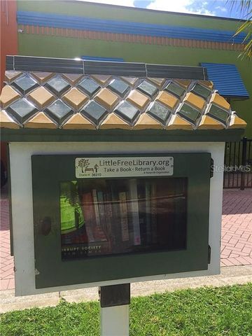 2020 WORLD PARKWAY BOULEVARD 54, Clearwater, FL 33763