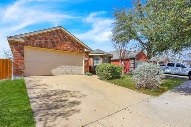 2011 Stagecoach Trail, Heartland, TX 75126