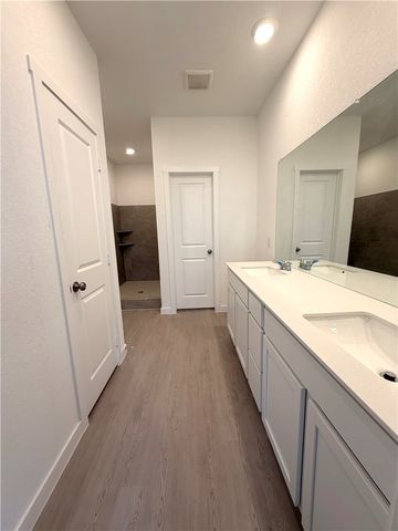 2826 Westeros, Corpus Christi, TX 78415
