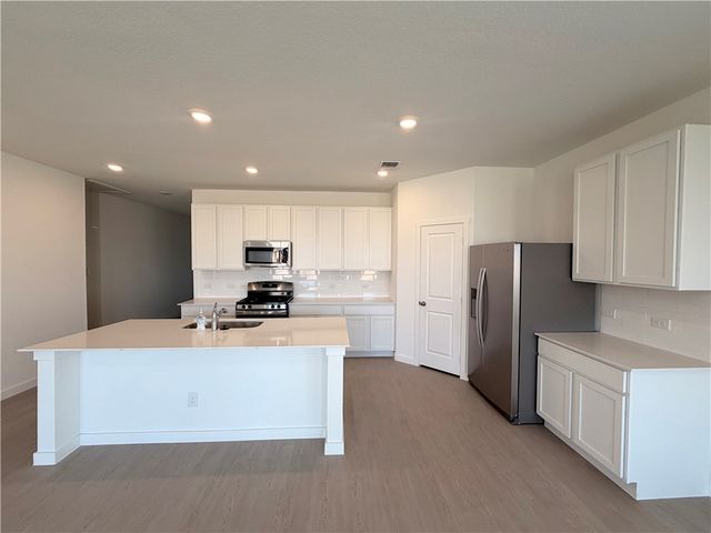 2826 Westeros, Corpus Christi, TX 78415