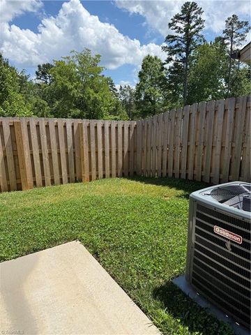 4712 Willowstone Drive, High Point, NC 27265