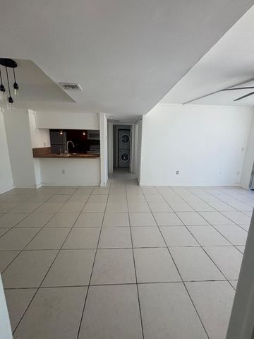 8000 SW 149th Avenue A201, Miami, FL 33193