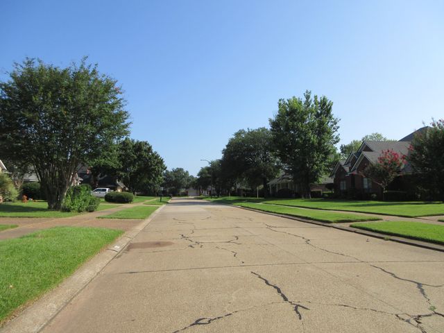 1510 Lexington Drive, Bossier City, LA 71111