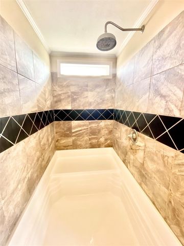 11720 W Small Oak Lane, Willis, TX 77378