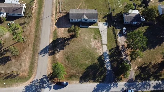 11720 W Small Oak Lane, Willis, TX 77378