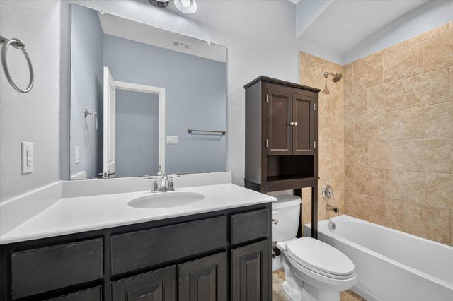 1909 Moonsail Lane, Denton, TX 76210