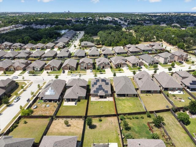 1909 Moonsail Lane, Denton, TX 76210