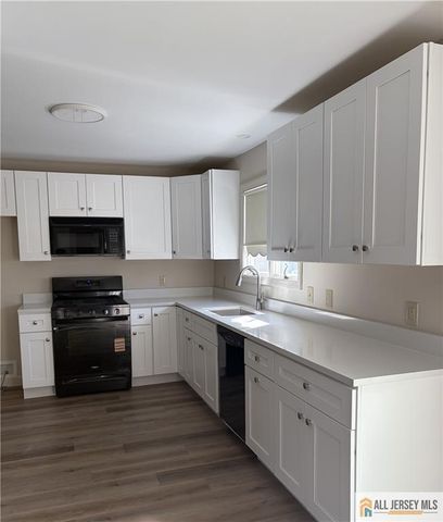 806 Kenneth Avenue 1, South Plainfield, NJ 07080
