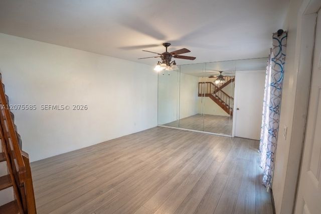 516 5th Ln, Green Acres, FL 33463