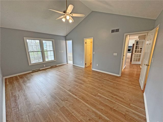 155 Eaglesfield, Perinton, NY 14450