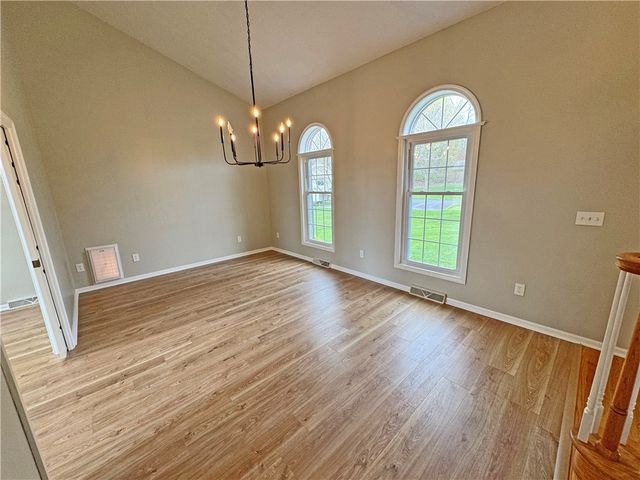 155 Eaglesfield, Perinton, NY 14450