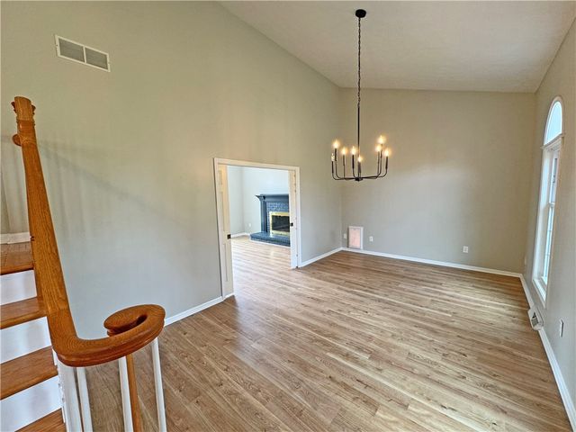 155 Eaglesfield, Perinton, NY 14450