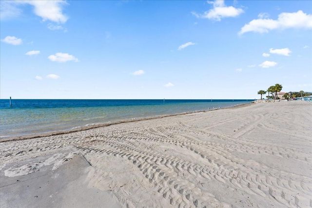 5627 RED SNAPPER COURT, New Port Richey, FL 34652