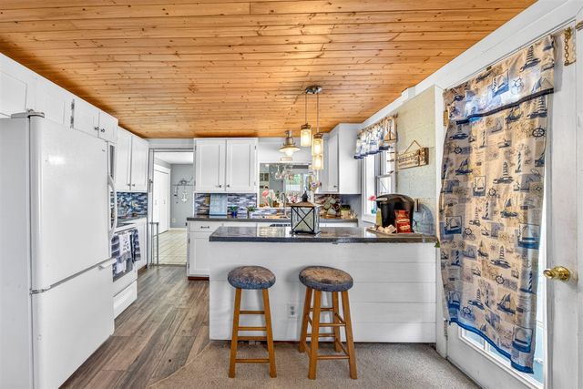 19380 E Chippewa Drive, Rodney, MI 49342