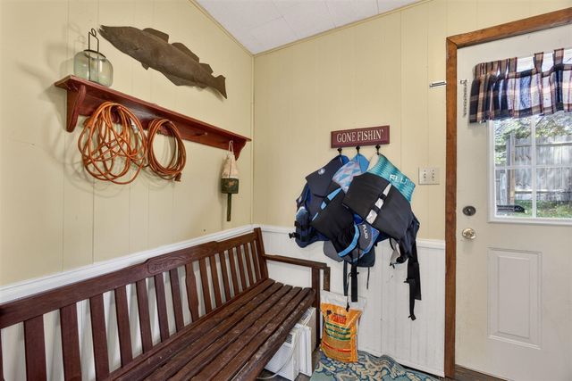 19380 E Chippewa Drive, Rodney, MI 49342