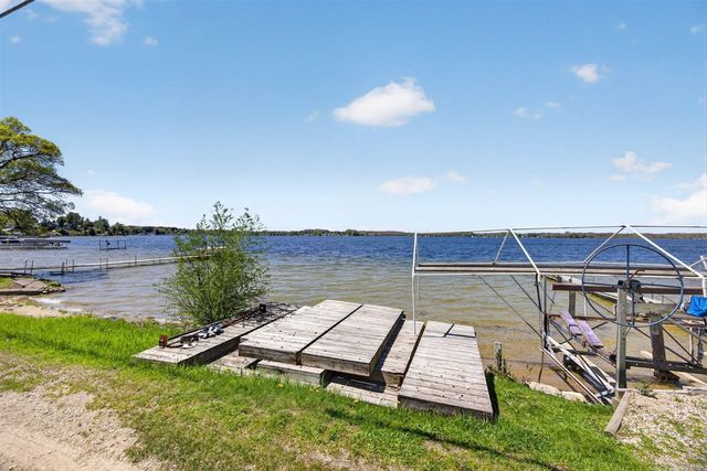 19380 E Chippewa Drive, Rodney, MI 49342