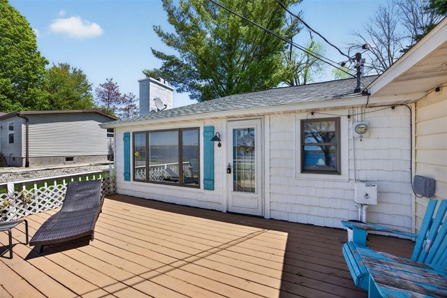 19380 E Chippewa Drive, Rodney, MI 49342
