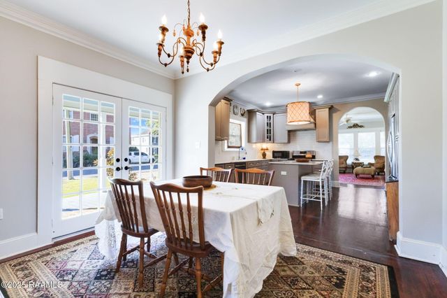 505 N Ave H, Crowley, LA 70526