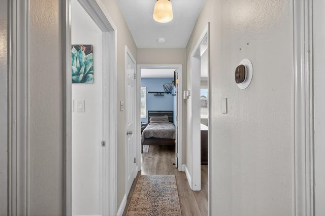 6812 Weddigen Way, North Highlands, CA 95660