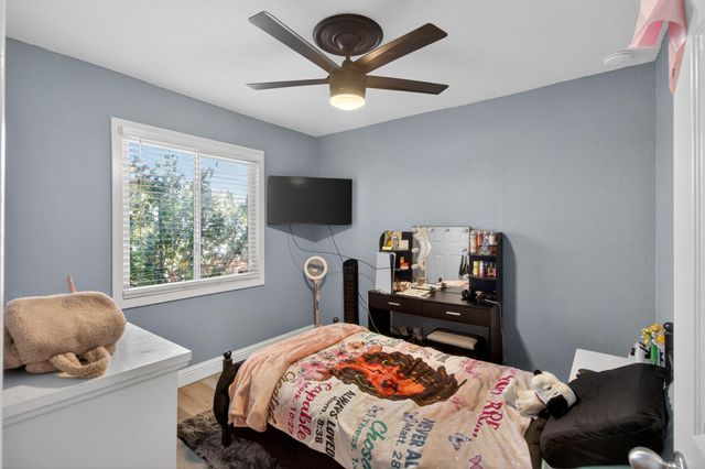 6812 Weddigen Way, North Highlands, CA 95660