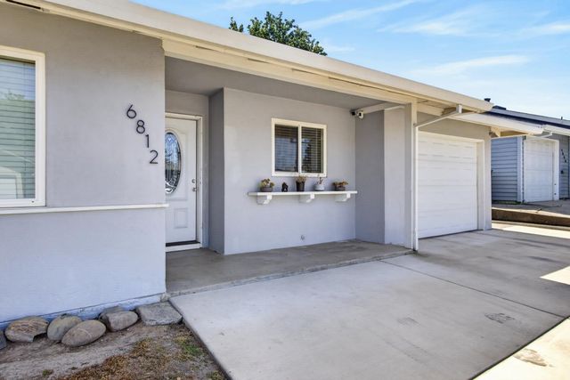 6812 Weddigen Way, North Highlands, CA 95660