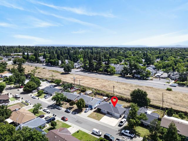 6812 Weddigen Way, North Highlands, CA 95660