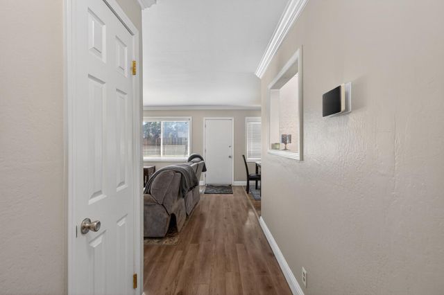 6812 Weddigen Way, North Highlands, CA 95660